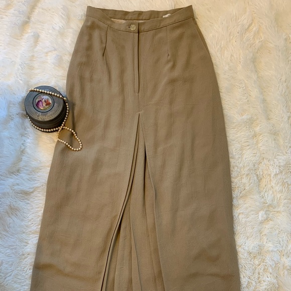 Vintage Maxi Skirt - Picture 5 of 16